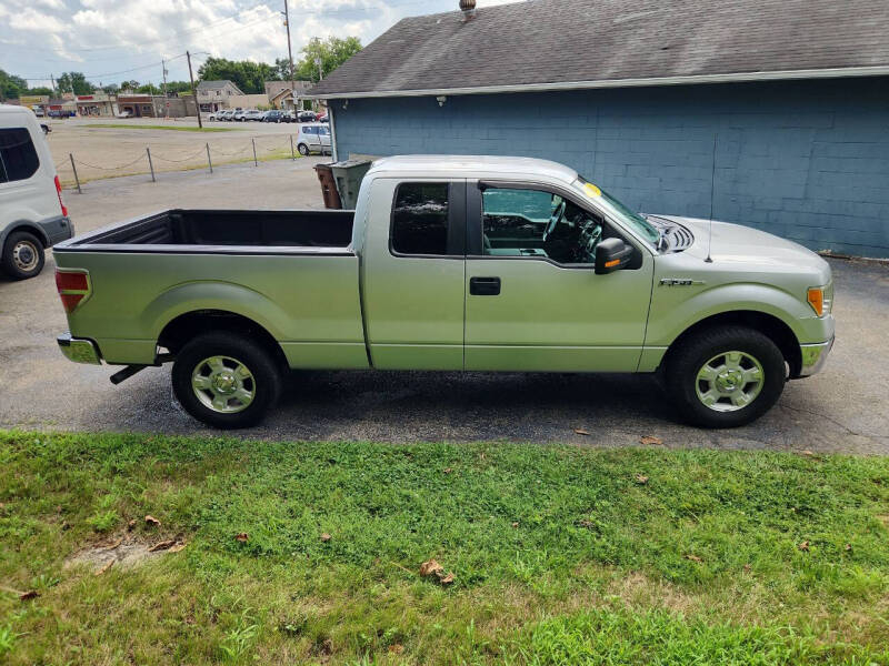 Ford F-150 2WD SuperCab 145" XL 2012