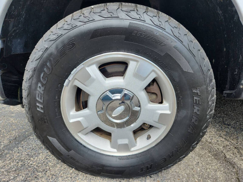 Ford F-150 2WD SuperCab 145" XL 2012