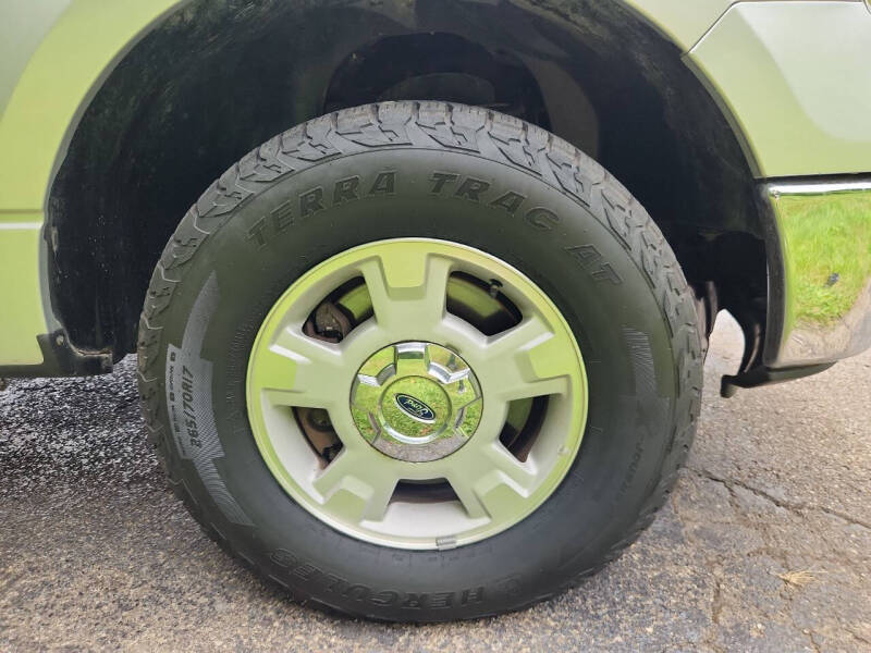 Ford F-150 2WD SuperCab 145" XL 2012