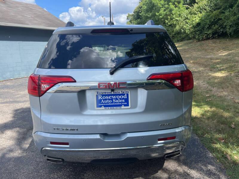 GMC Acadia AWD 4dr Denali 2017