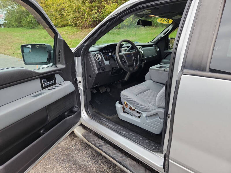 Ford F-150 4WD SuperCab 145" XL 2012