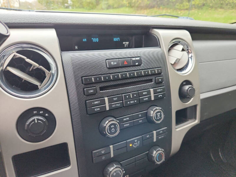 Ford F-150 4WD SuperCab 145" XL 2012