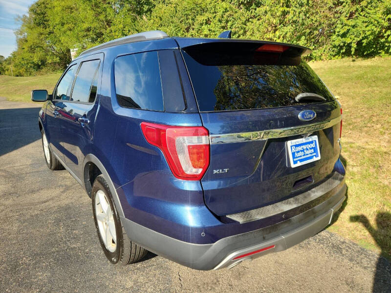 Ford Explorer XLT 4WD 2017