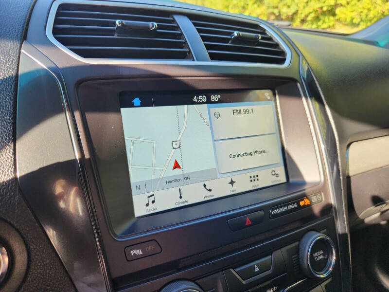 Ford Explorer XLT 4WD 2017