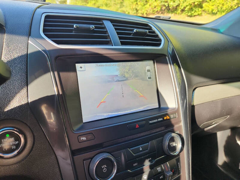 Ford Explorer XLT 4WD 2017