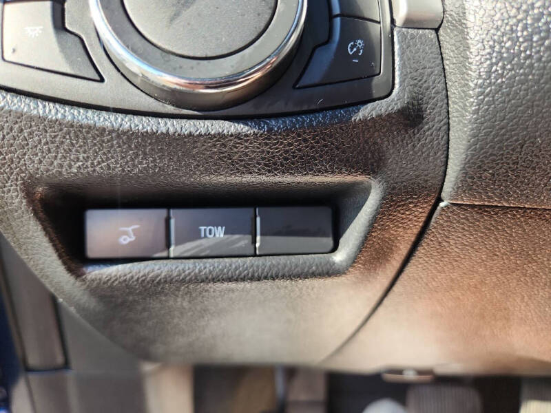 Ford Explorer XLT 4WD 2017