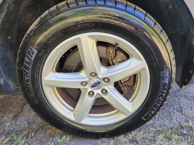 Ford Explorer XLT 4WD 2017