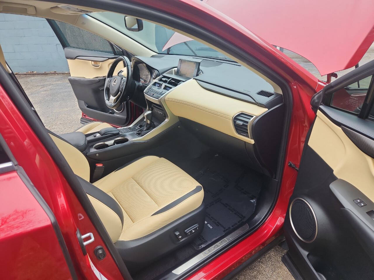 Lexus NX 200t AWD 4dr 2016