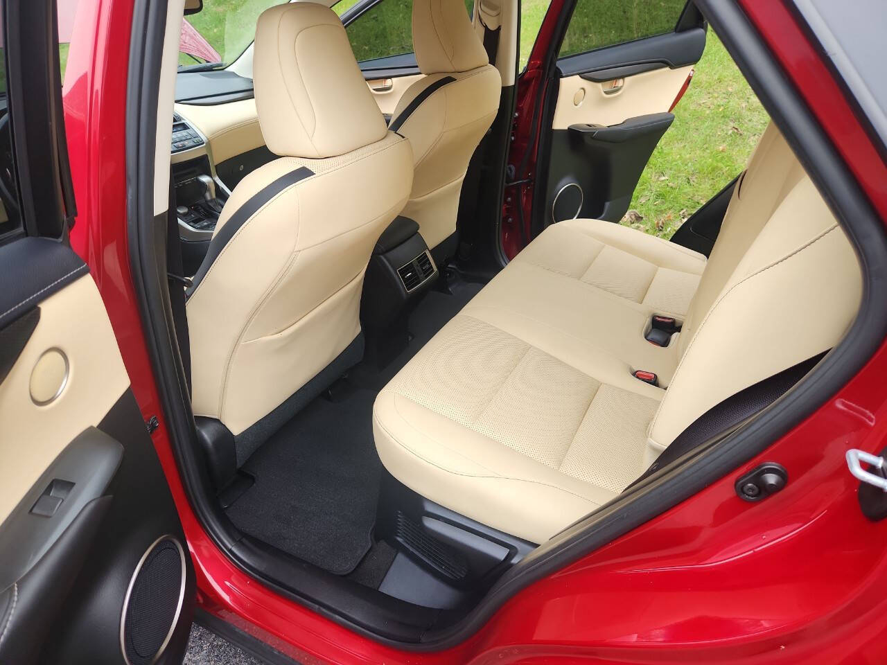 Lexus NX 200t AWD 4dr 2016