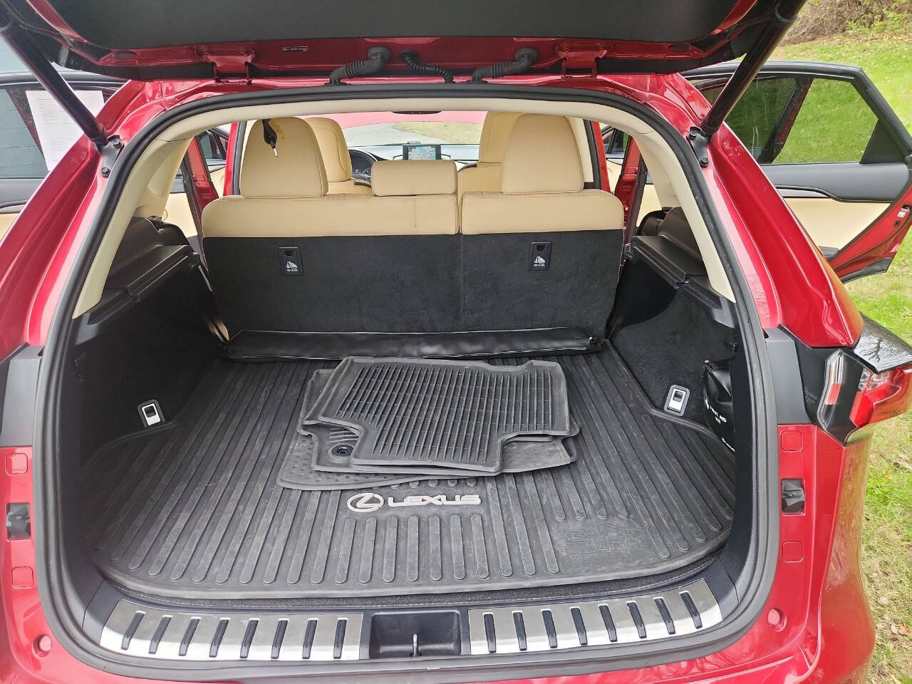 Lexus NX 200t AWD 4dr 2016