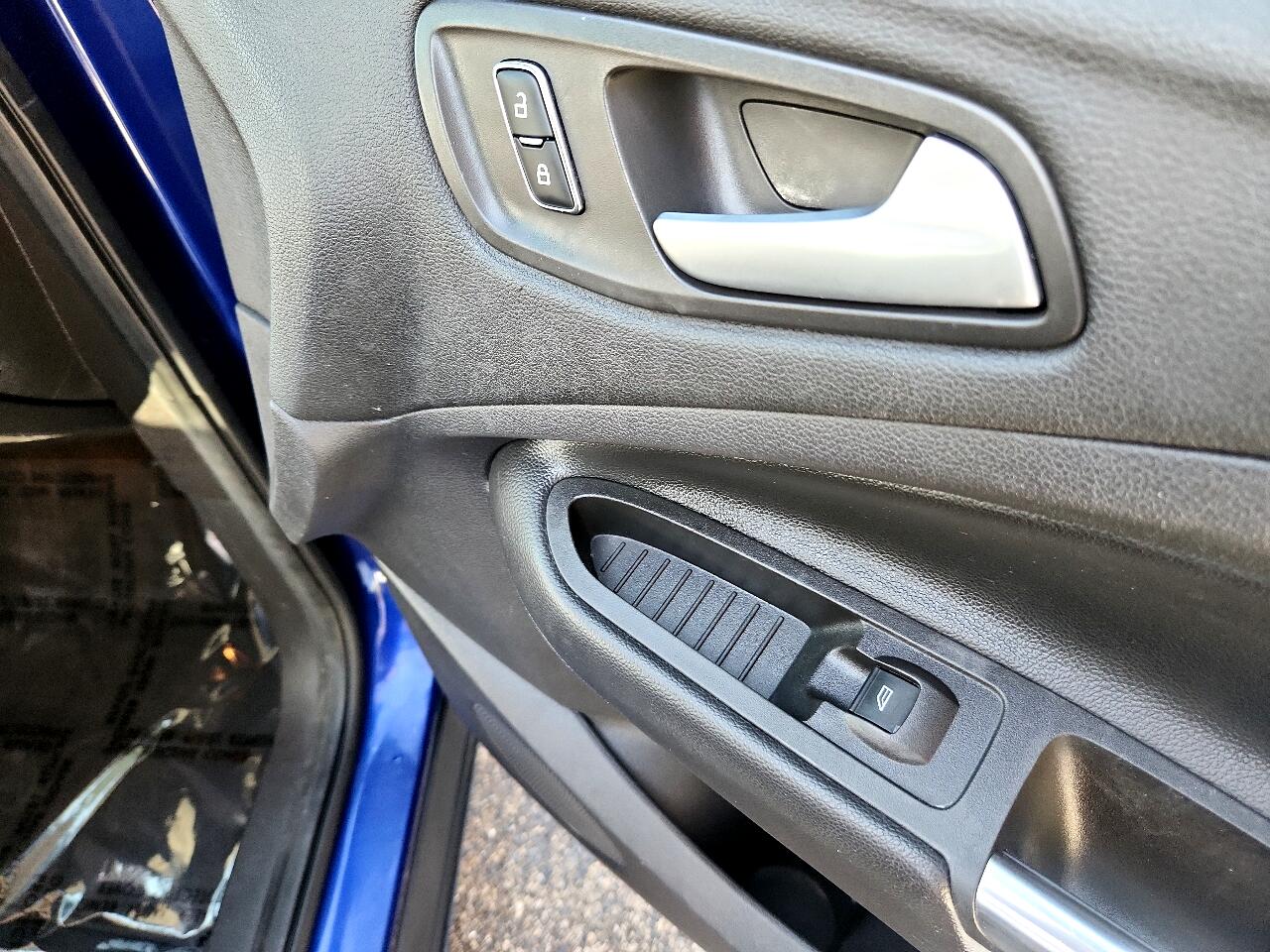 Ford Escape FWD 4dr SE 2013