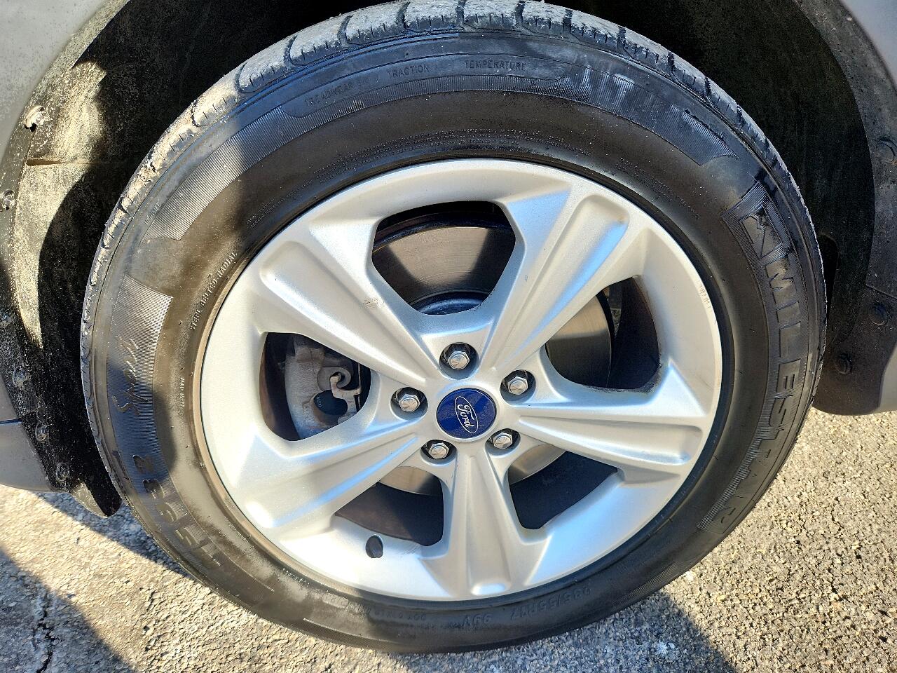 Ford Escape FWD 4dr SE 2013