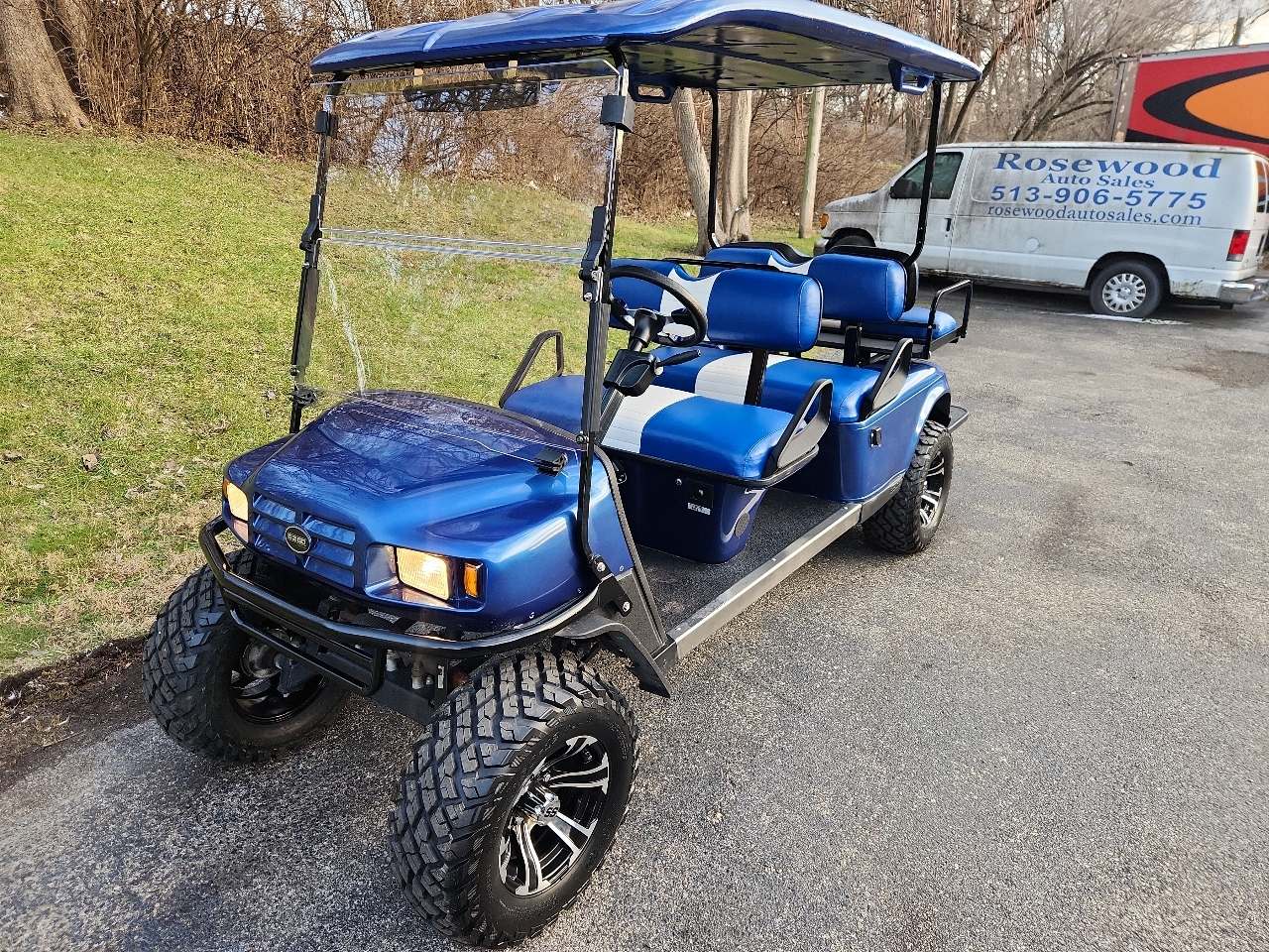 EZ-GO 6-Passenger  2010