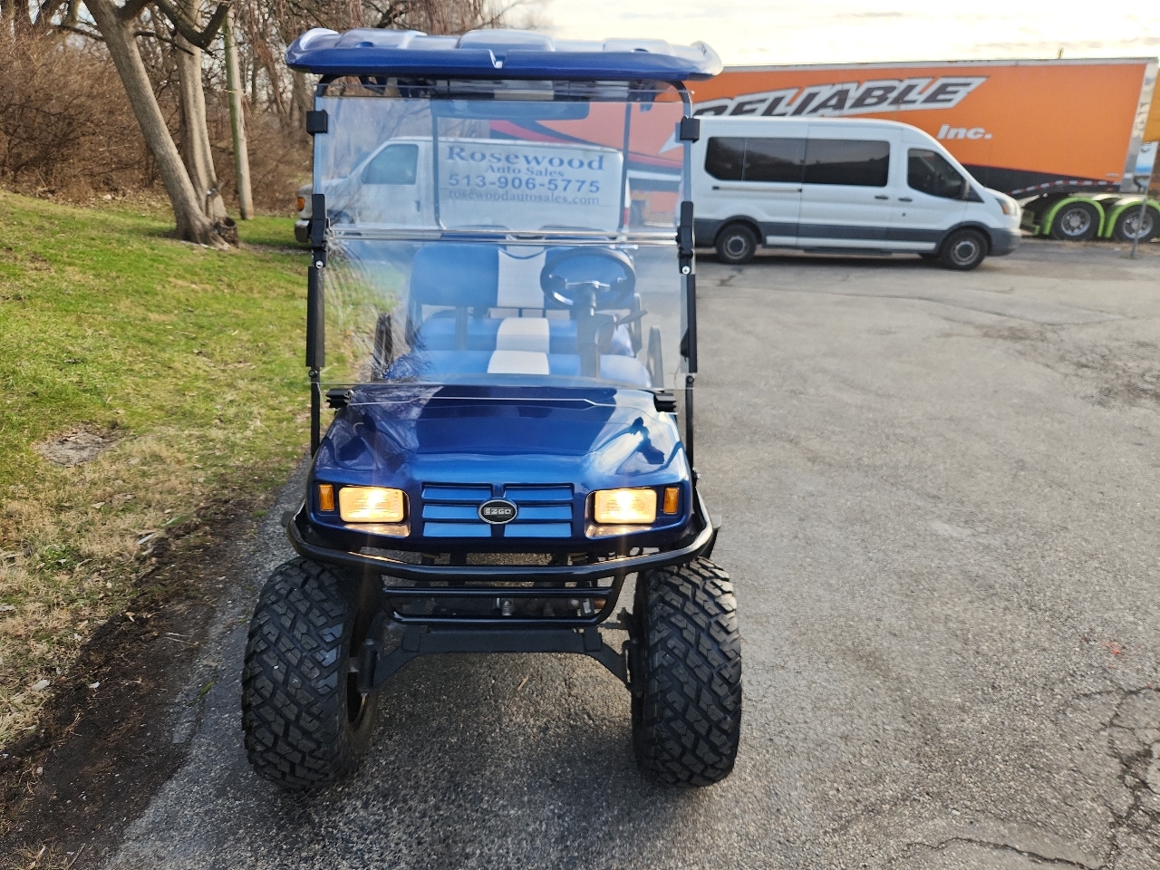 EZ-GO 6-Passenger  2010