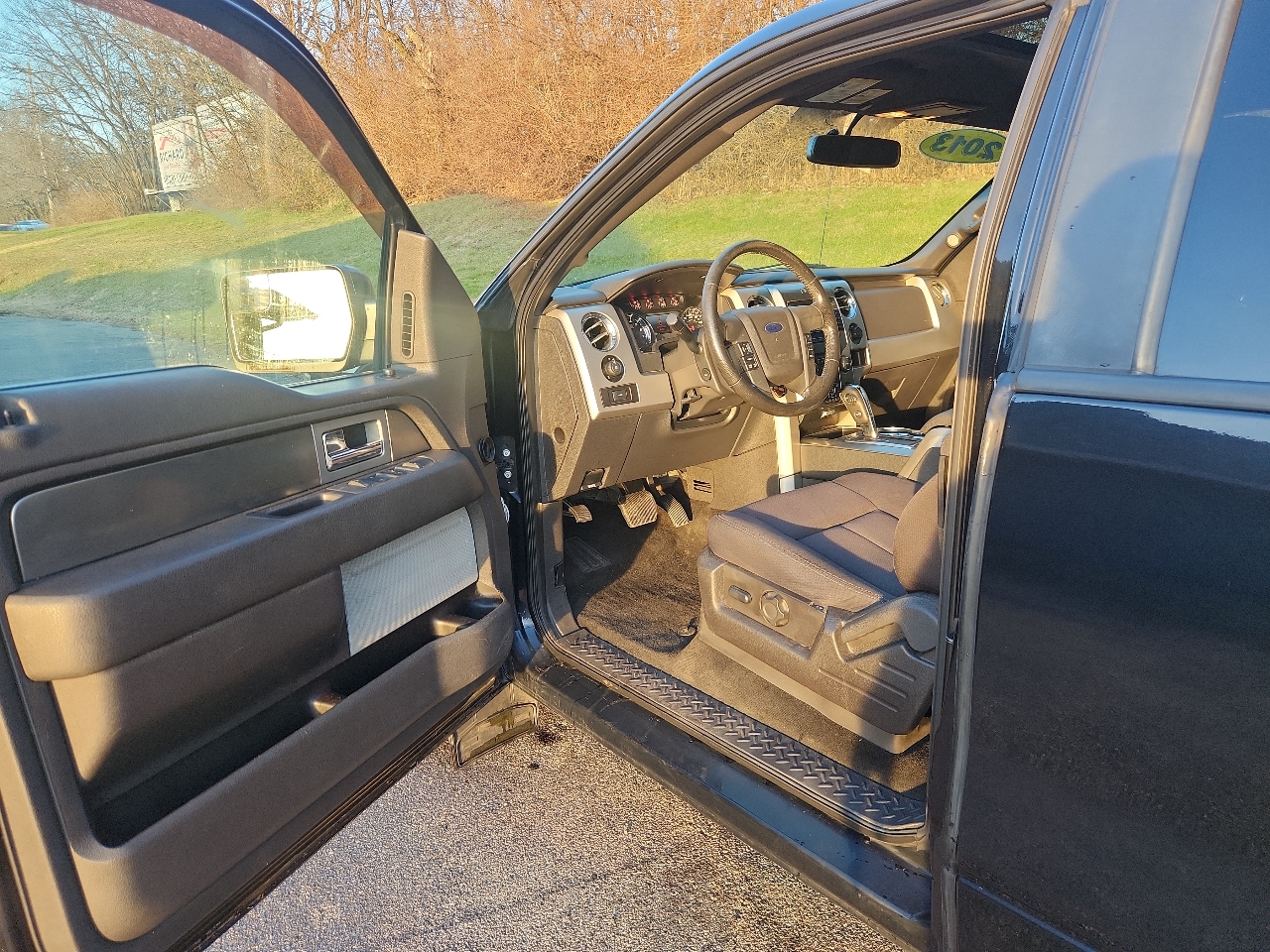 Ford F-150 4WD SuperCab 145" XL 2013