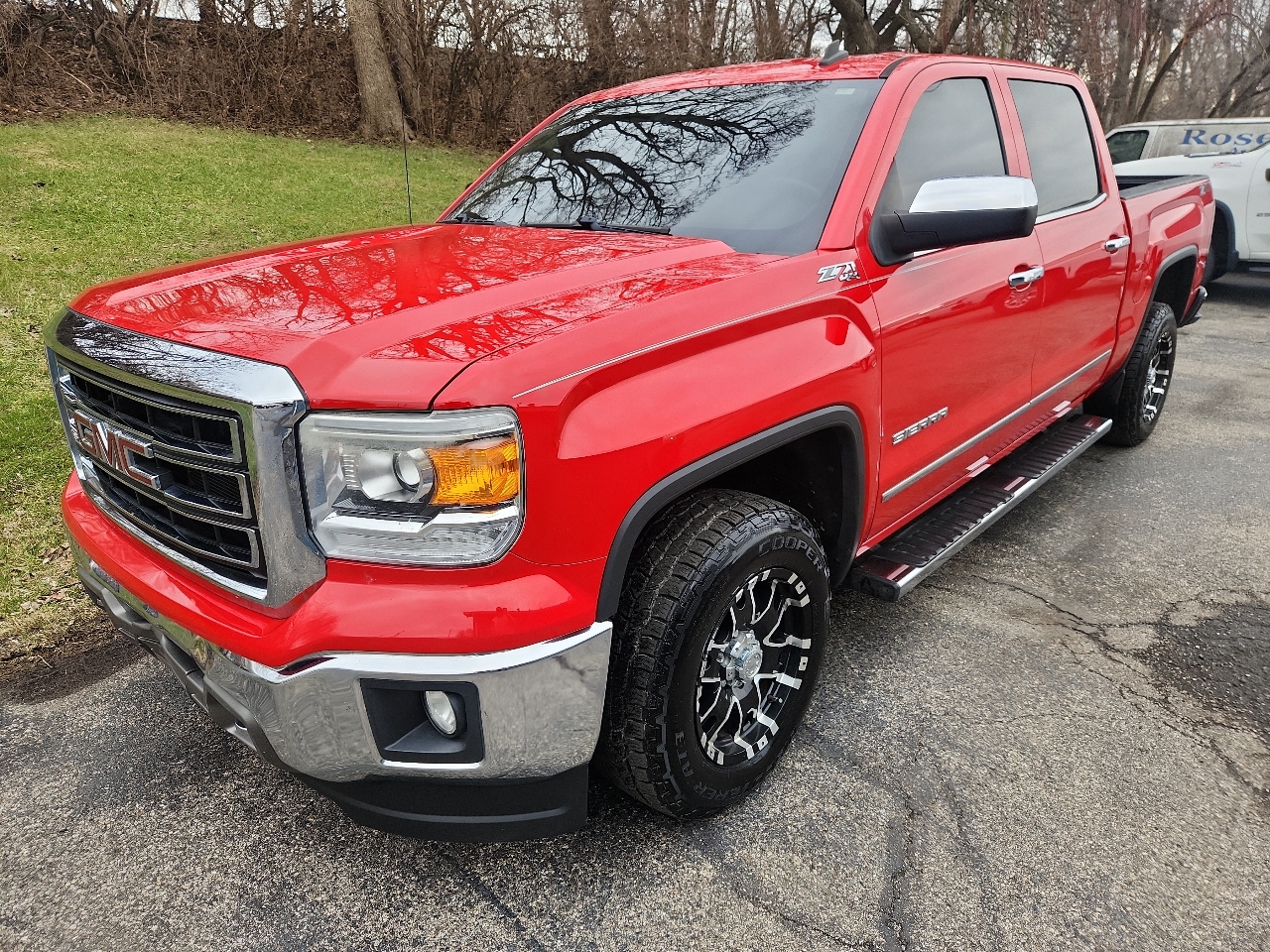 GMC Sierra 1500 4WD Crew Cab 143.5" SLT 2014