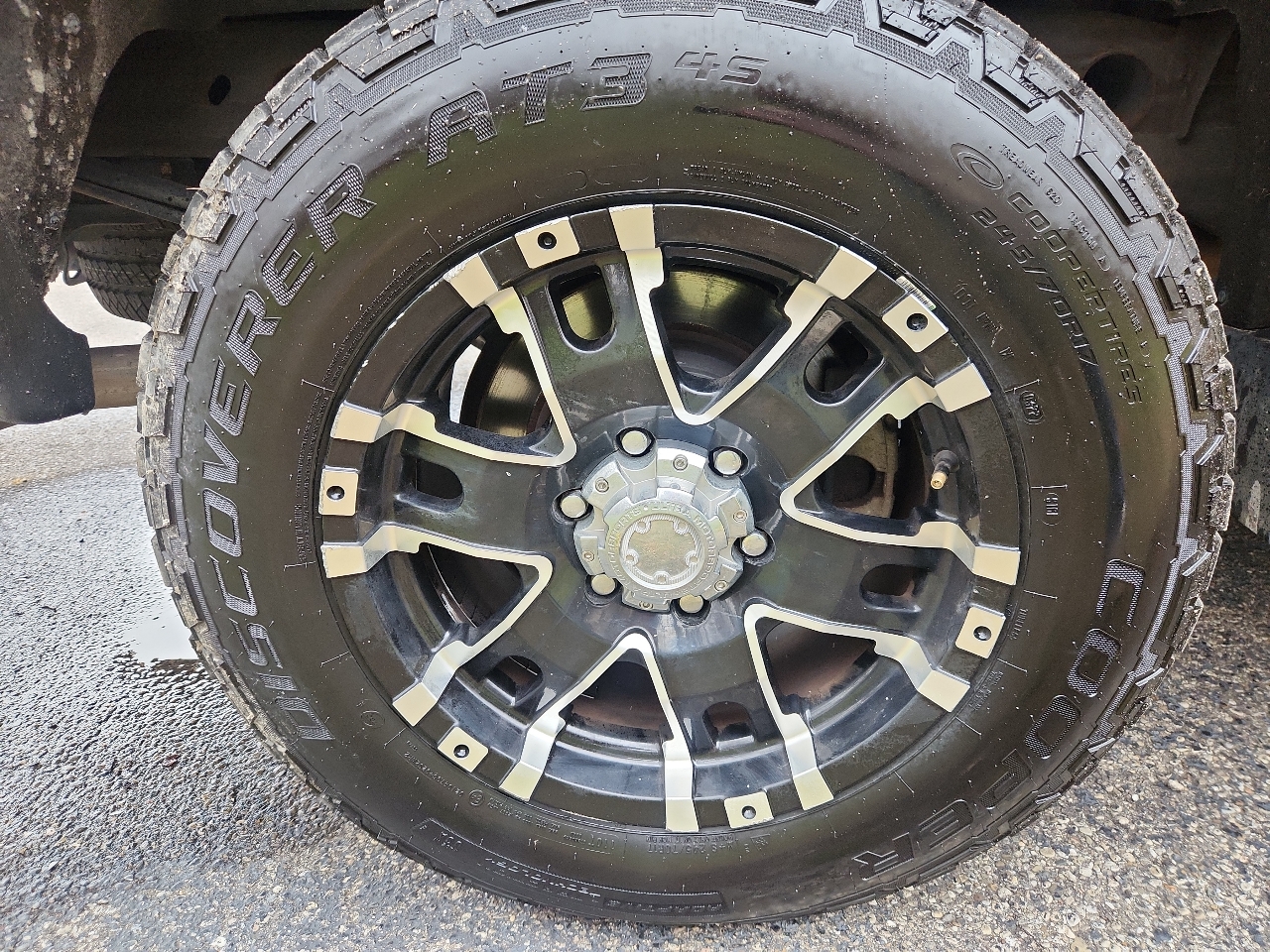 GMC Sierra 1500 4WD Crew Cab 143.5" SLT 2014