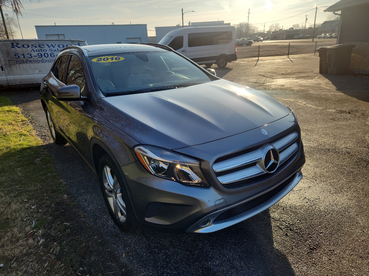 Mercedes-Benz GLA 4MATIC 4dr GLA 250 2016
