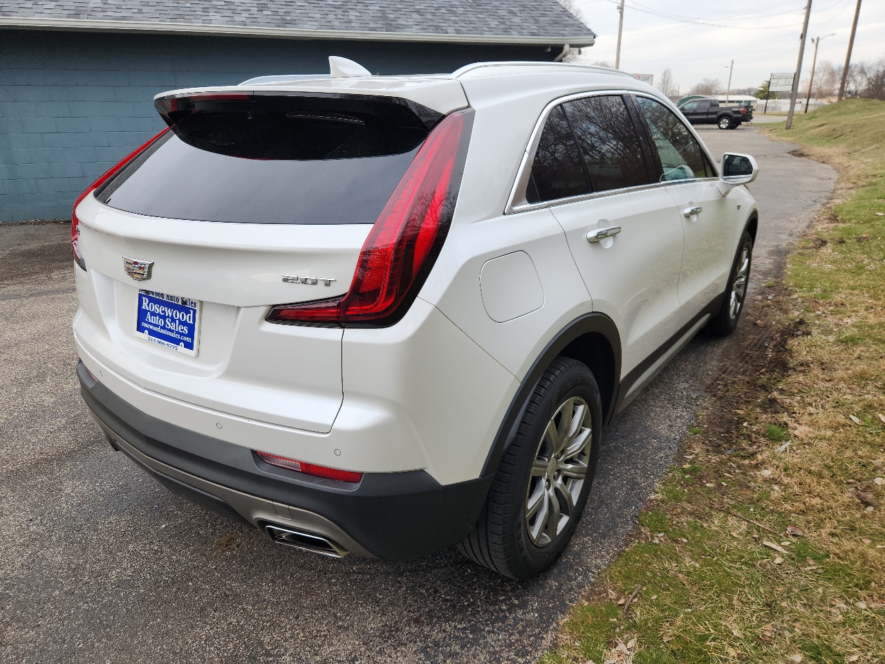 Cadillac XT4 FWD 4dr Premium Luxury 2019