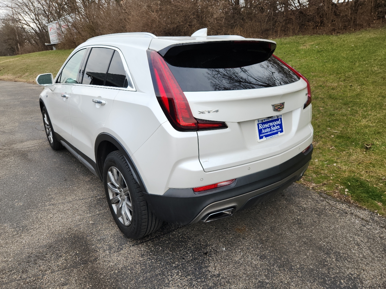 Cadillac XT4 FWD 4dr Premium Luxury 2019
