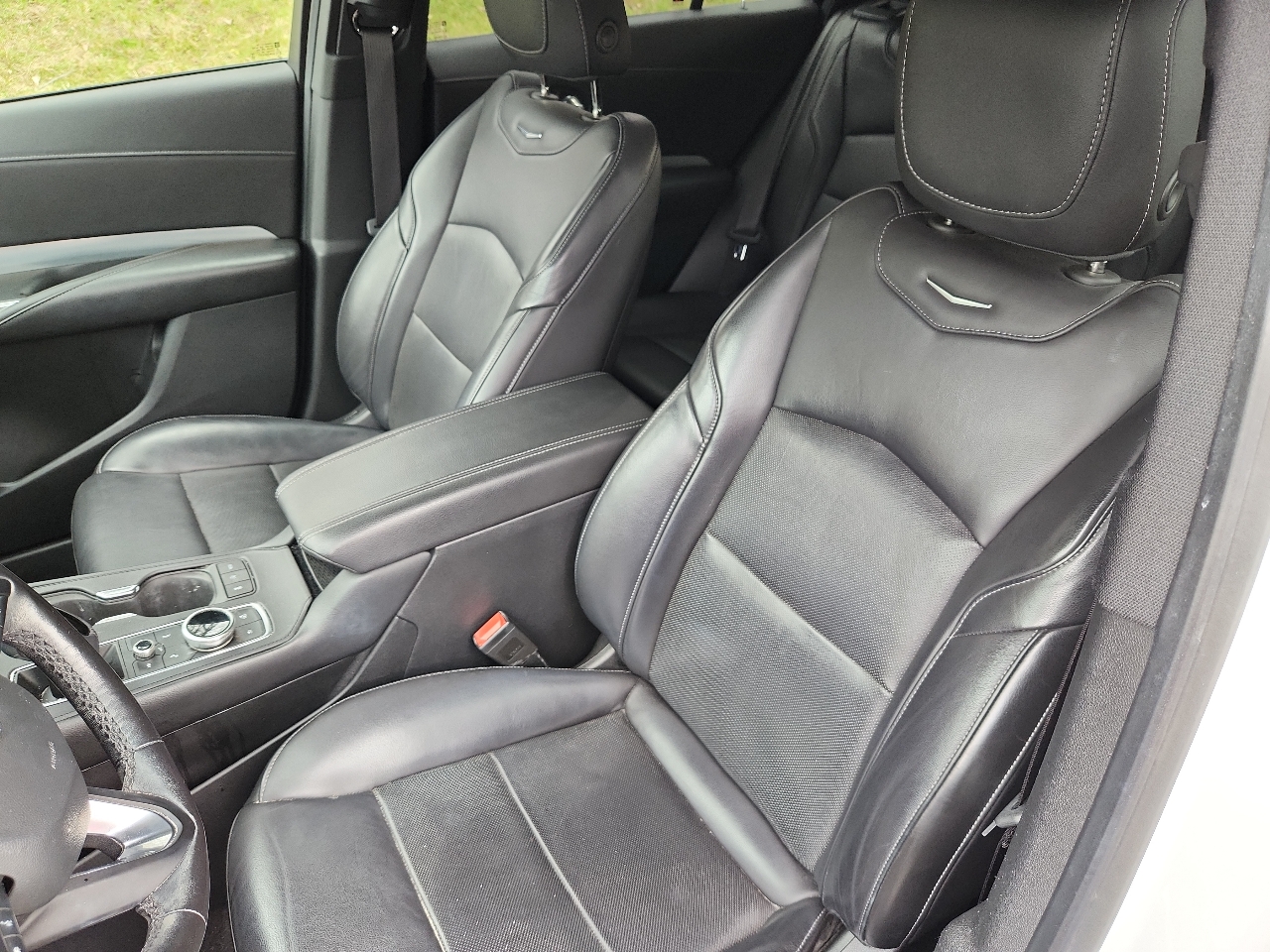 Cadillac XT4 FWD 4dr Premium Luxury 2019