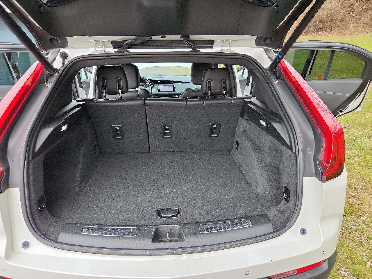 Cadillac XT4 FWD 4dr Premium Luxury 2019