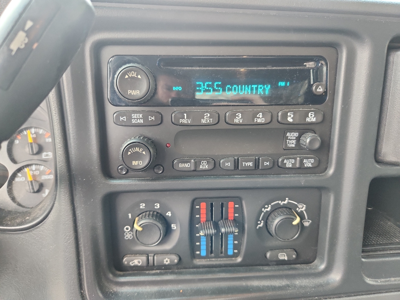 Chevrolet Silverado 1500 Classic 2WD Crew Cab 143.5" LS 2007