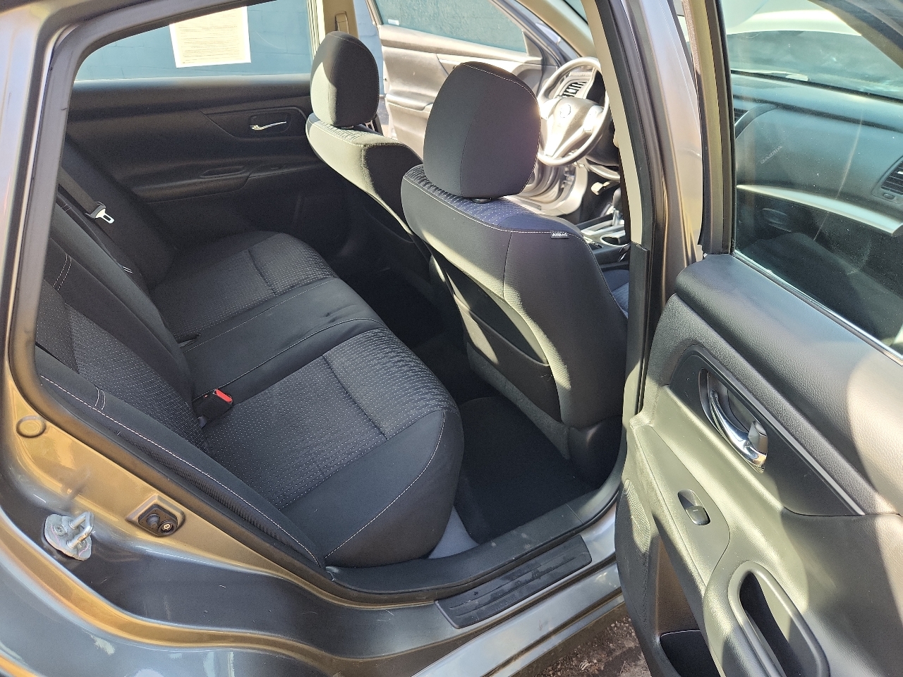 Nissan Altima 4dr Sdn I4 2.5 S 2016