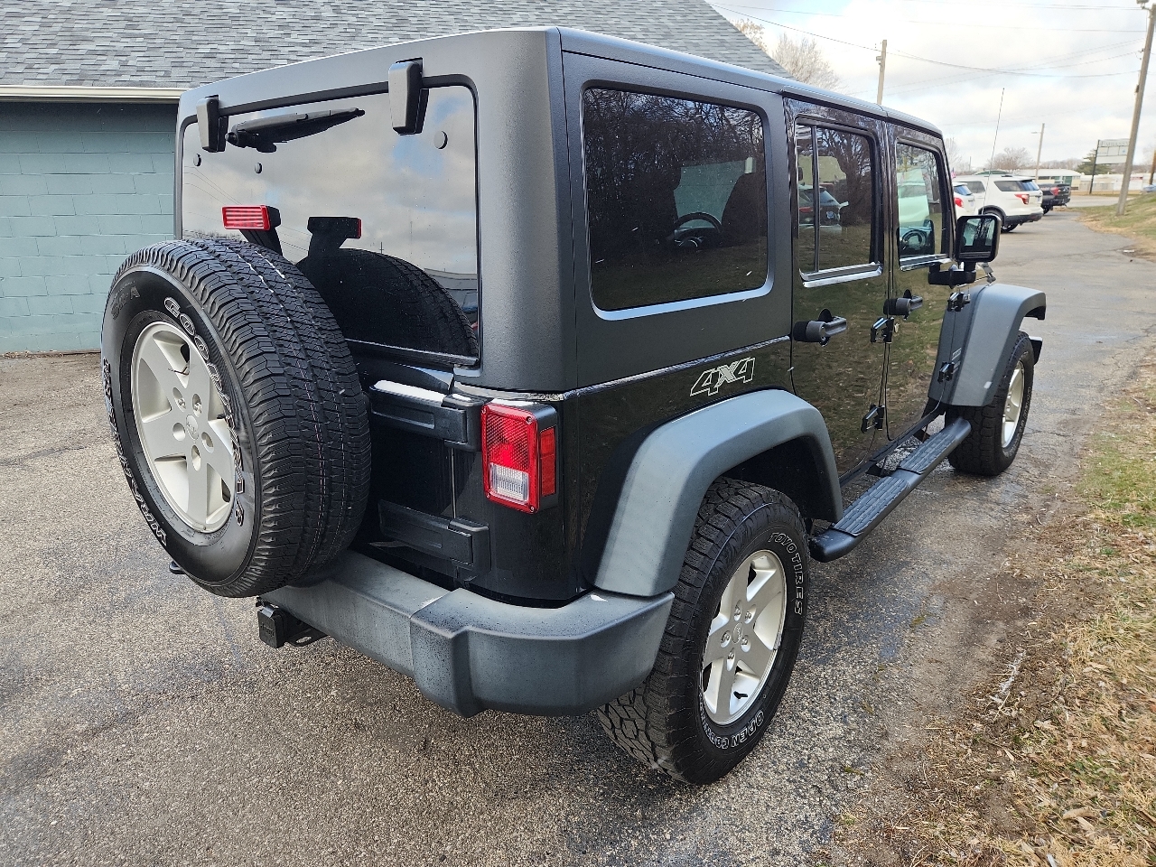 Jeep Wrangler Unlimited 4WD 4dr Sport 2016