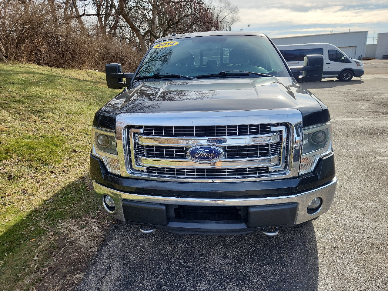 Ford F-150 4WD SuperCrew 145" XL 2014