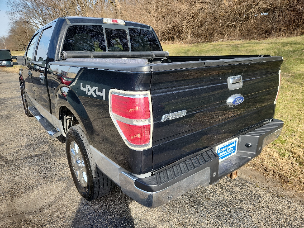 Ford F-150 4WD SuperCrew 145" XL 2014