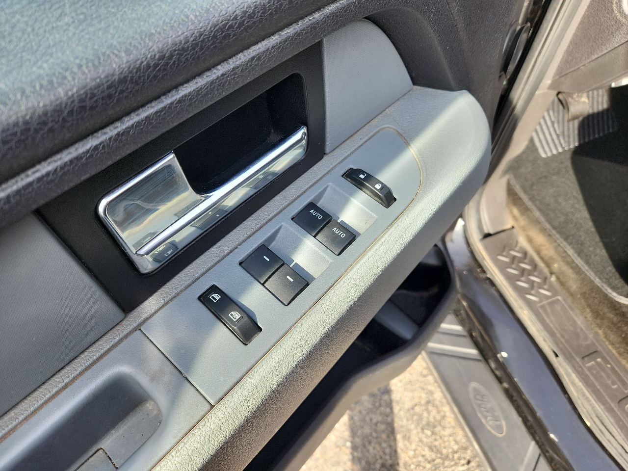 Ford F-150 4WD SuperCrew 145" XL 2014