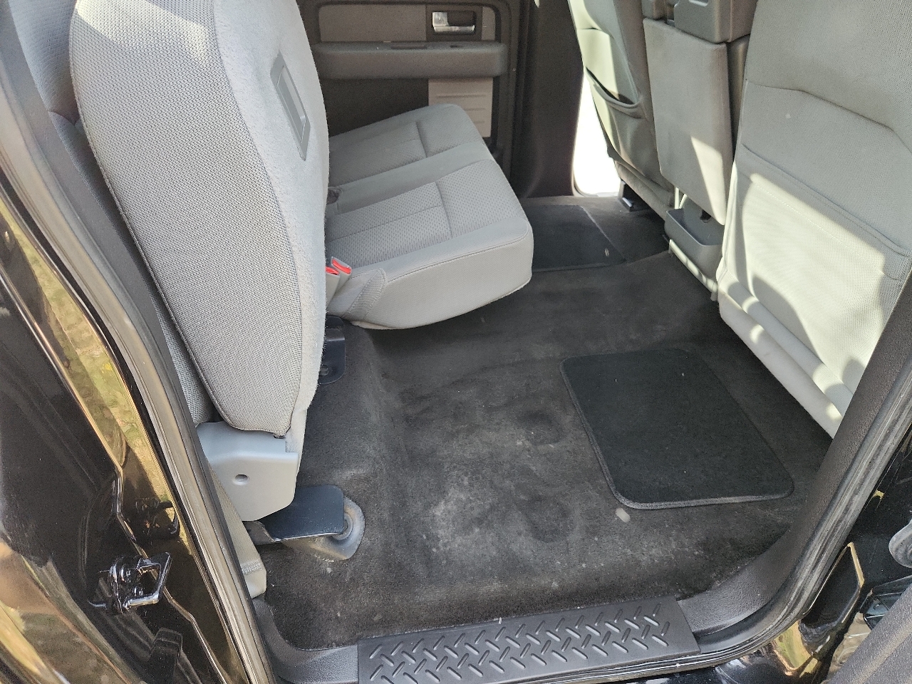 Ford F-150 4WD SuperCrew 145" XL 2014