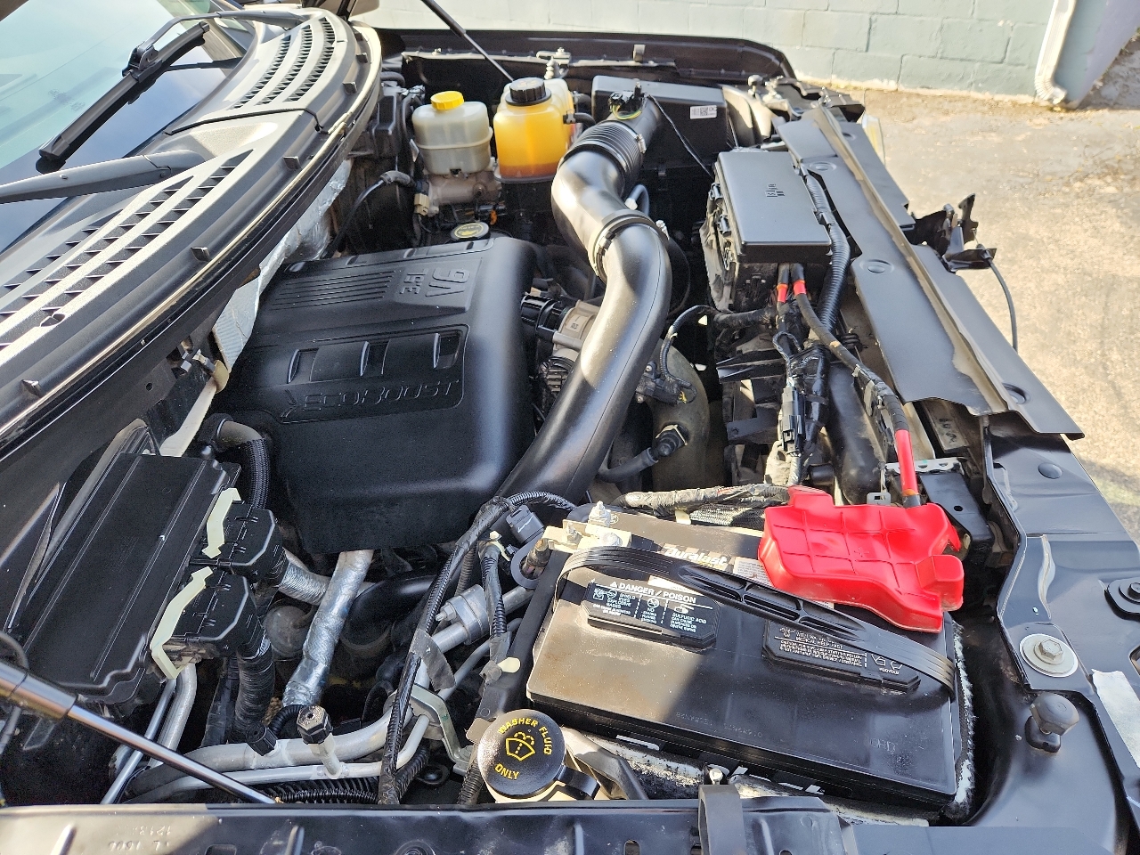 Ford F-150 4WD SuperCrew 145" XL 2014