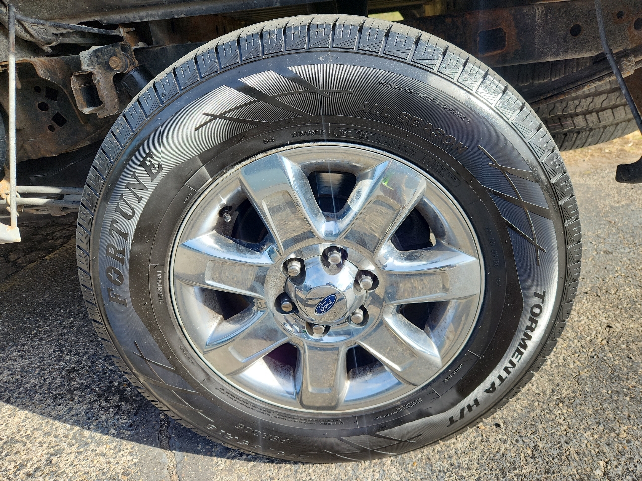 Ford F-150 4WD SuperCrew 145" XL 2014