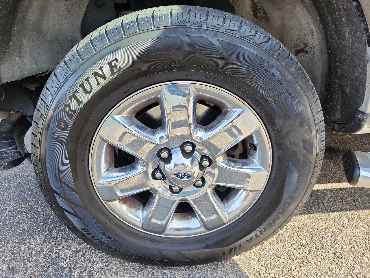 Ford F-150 4WD SuperCrew 145" XL 2014