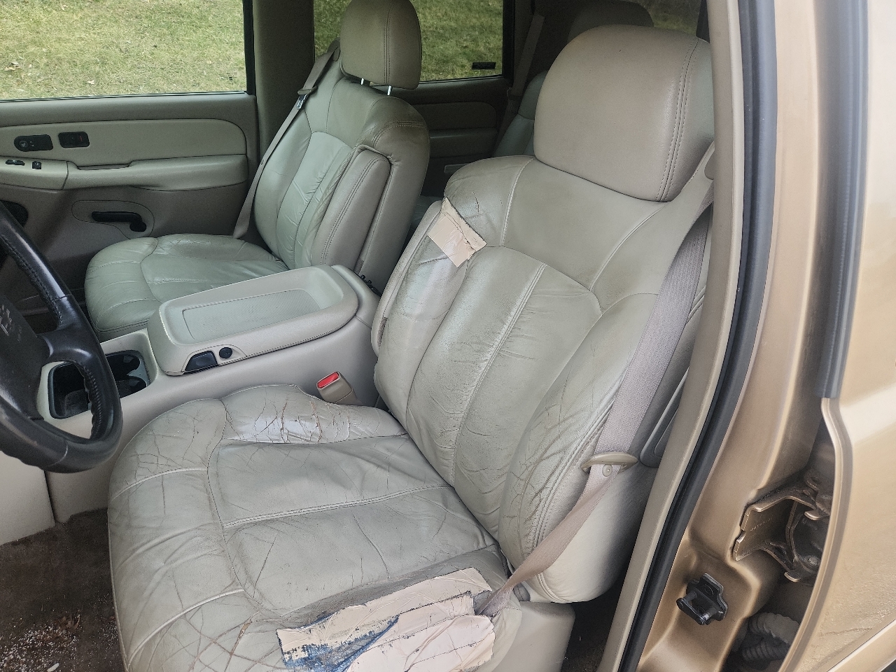 Chevrolet Tahoe 4dr 4WD LT 2001