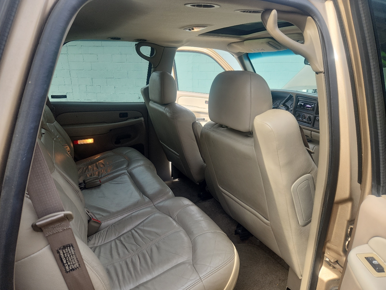 Chevrolet Tahoe 4dr 4WD LT 2001