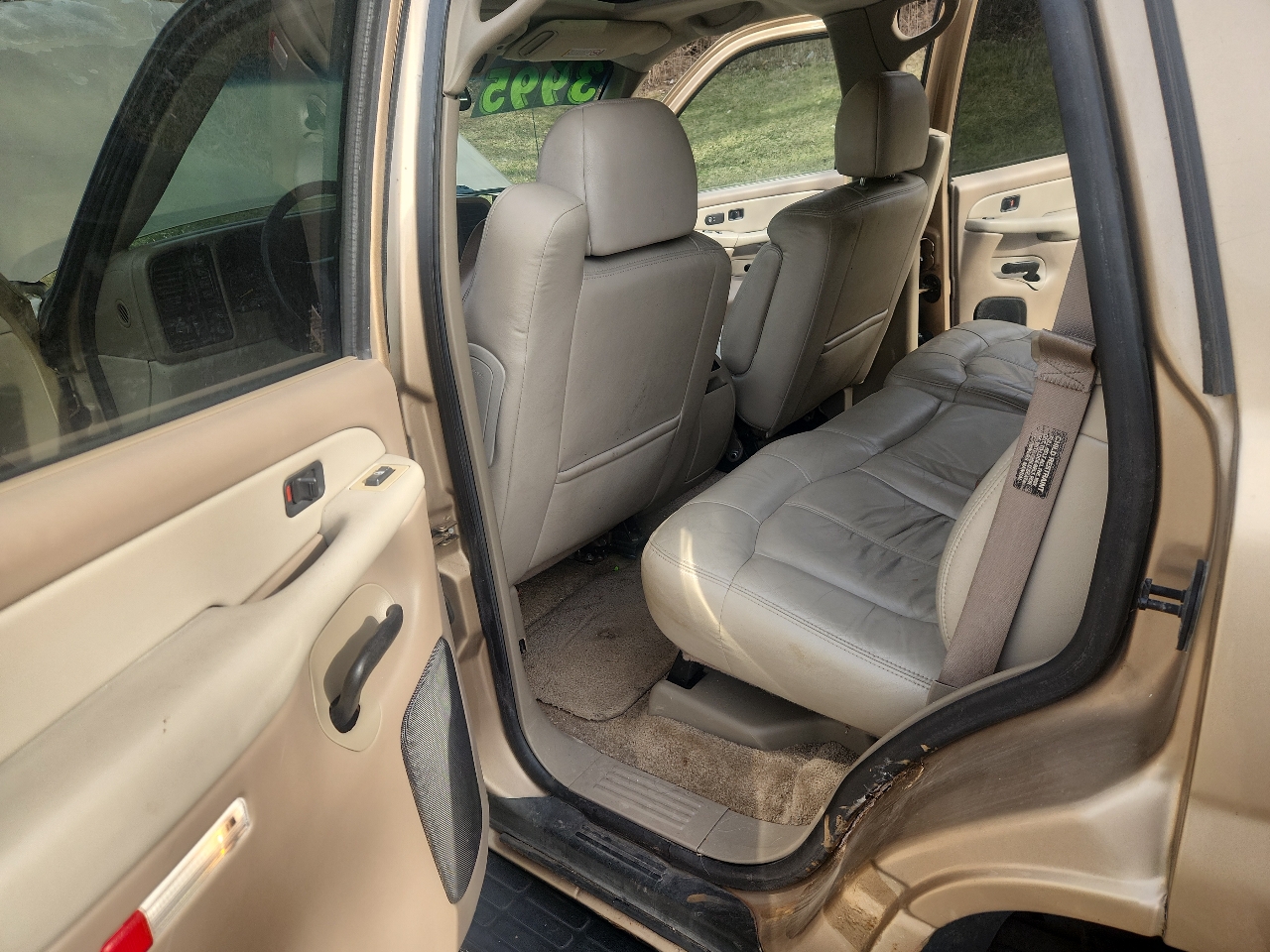 Chevrolet Tahoe 4dr 4WD LT 2001