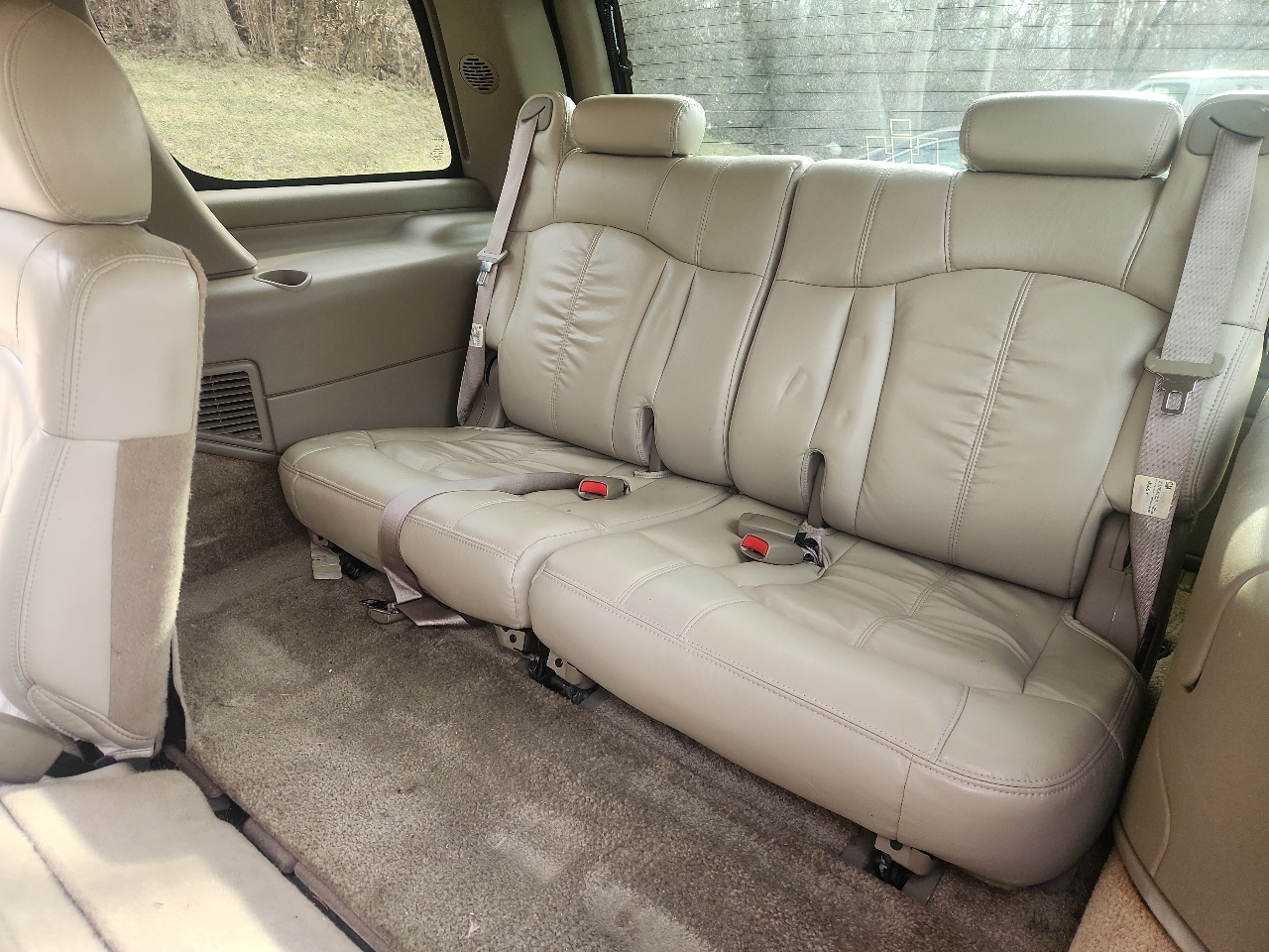 Chevrolet Tahoe 4dr 4WD LT 2001