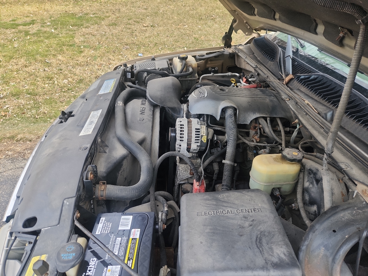 Chevrolet Tahoe 4dr 4WD LT 2001