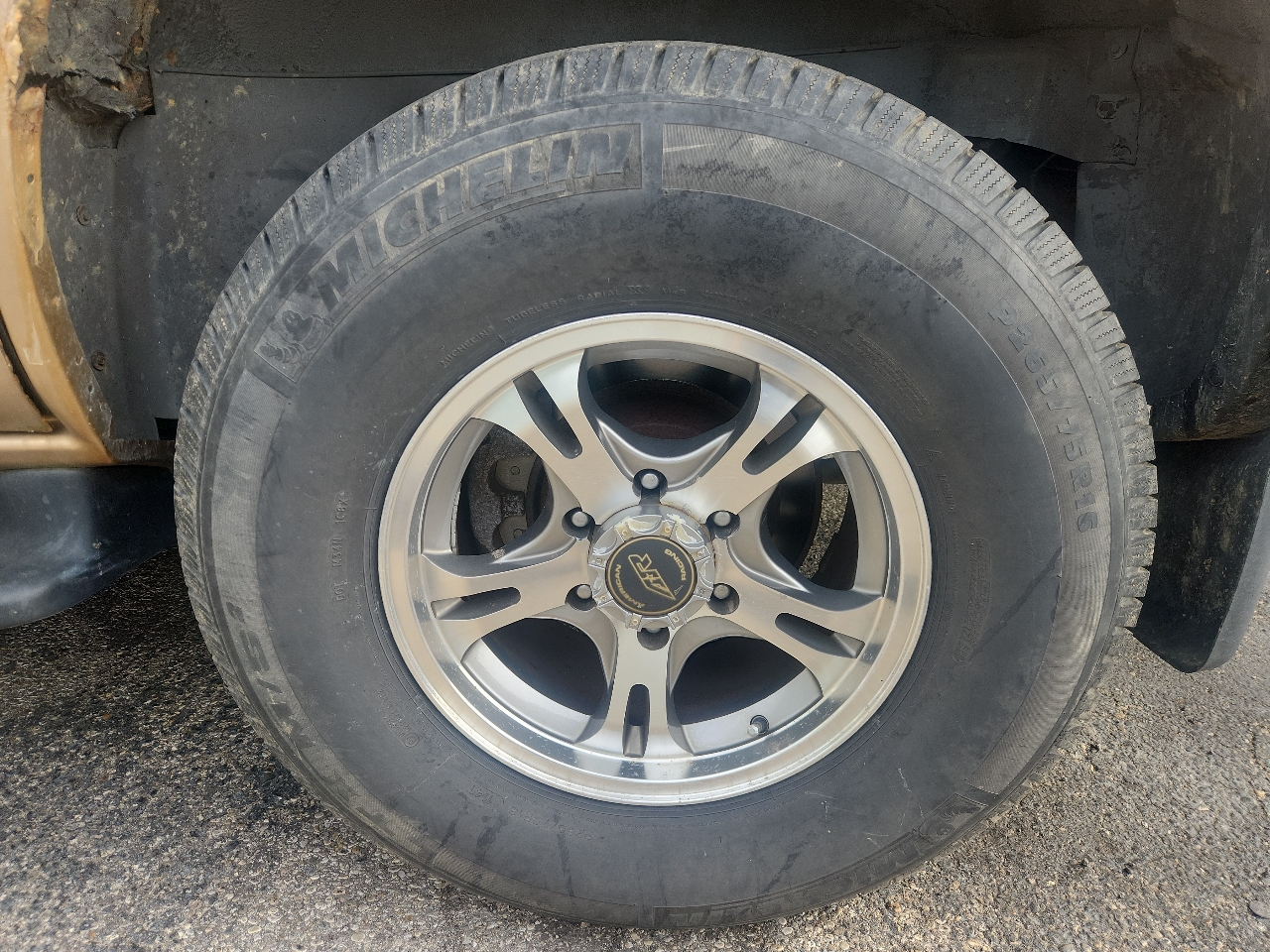 Chevrolet Tahoe 4dr 4WD LT 2001