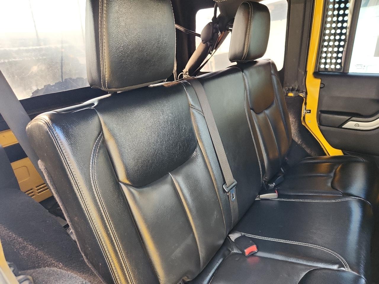 Jeep Wrangler Unlimited 4WD 4dr Rubicon 2015