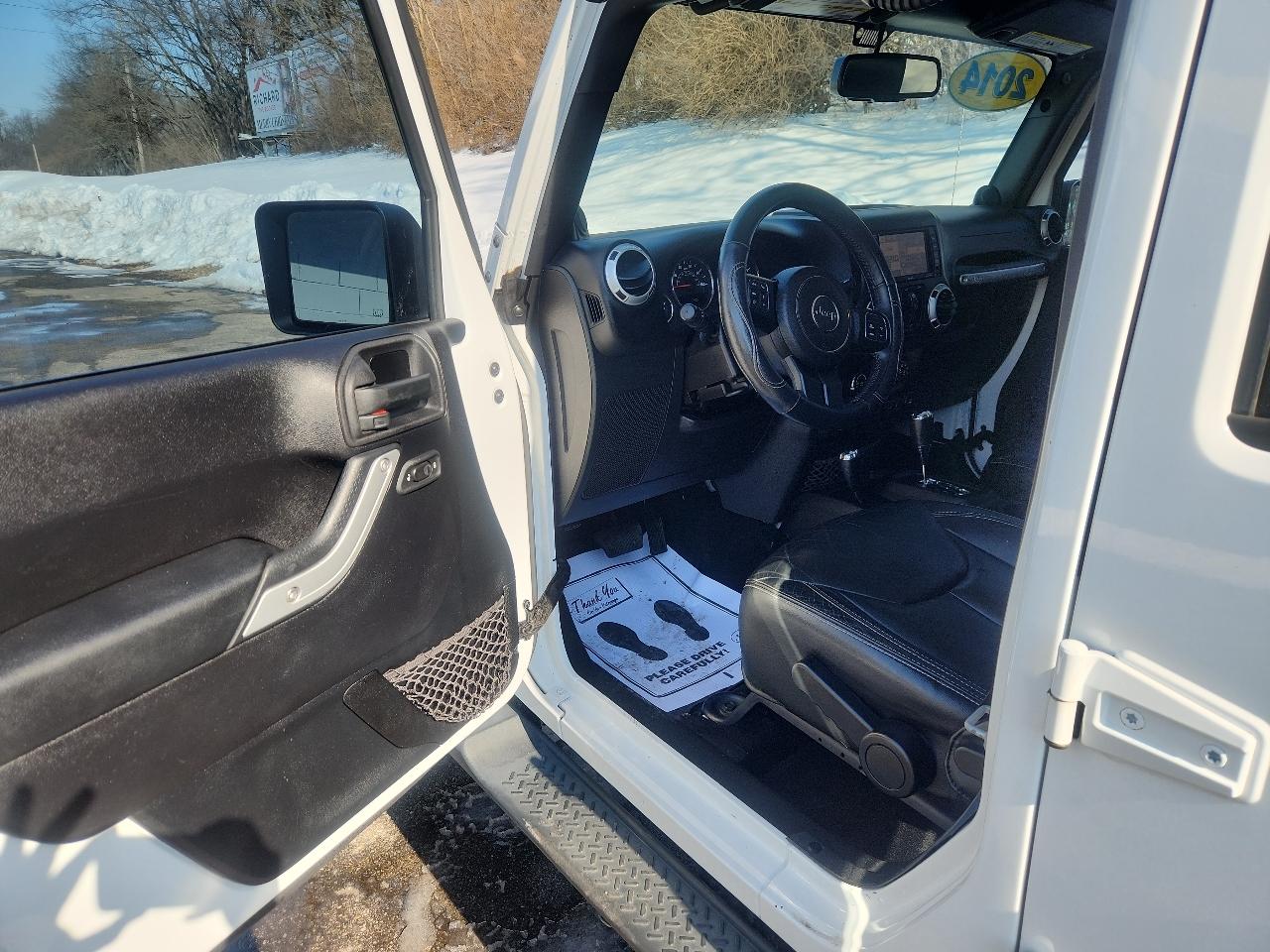 Jeep Wrangler Unlimited 4WD 4dr Sahara 2014