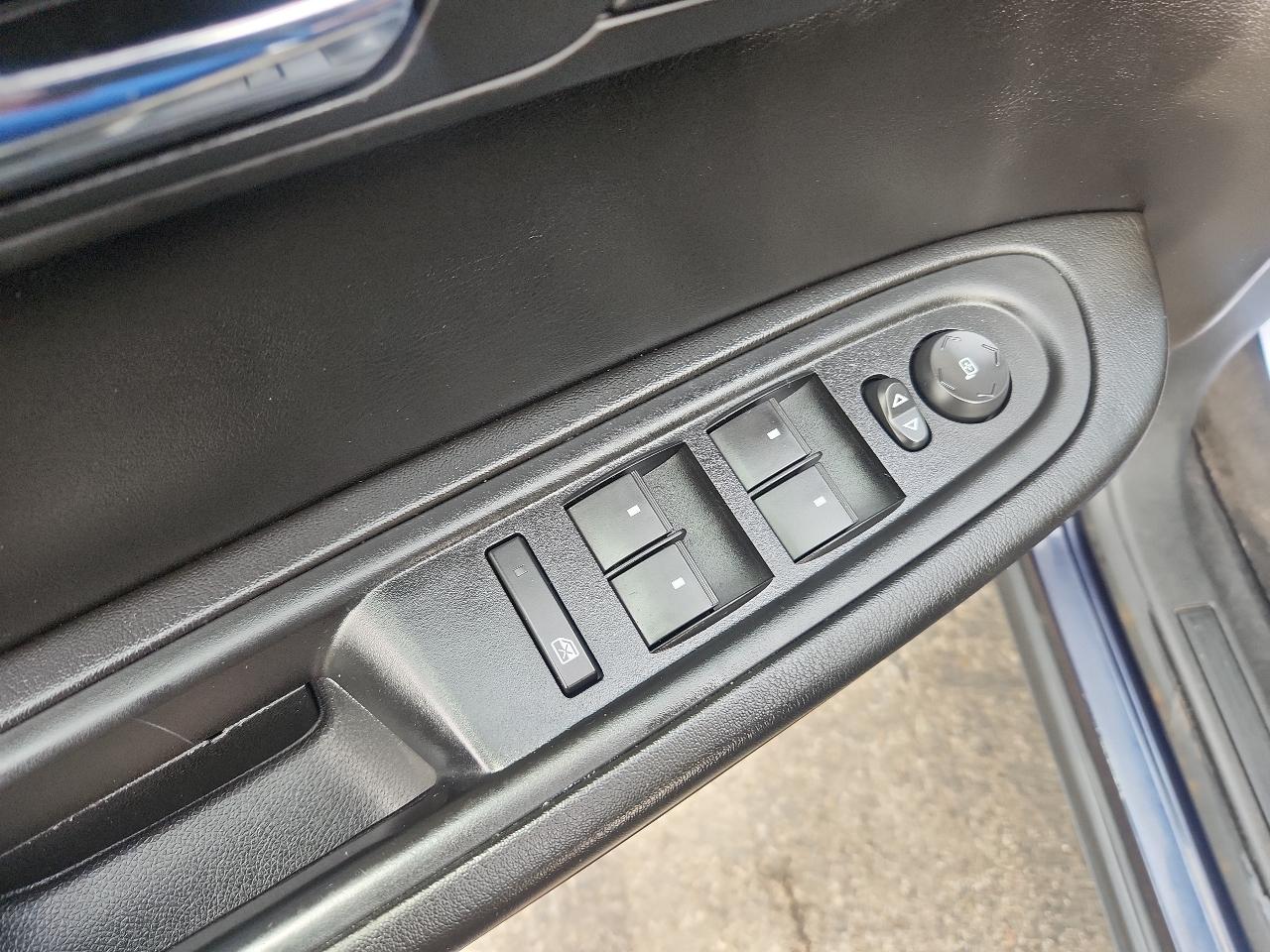 Chevrolet Traverse AWD 4dr LT w/1LT 2017