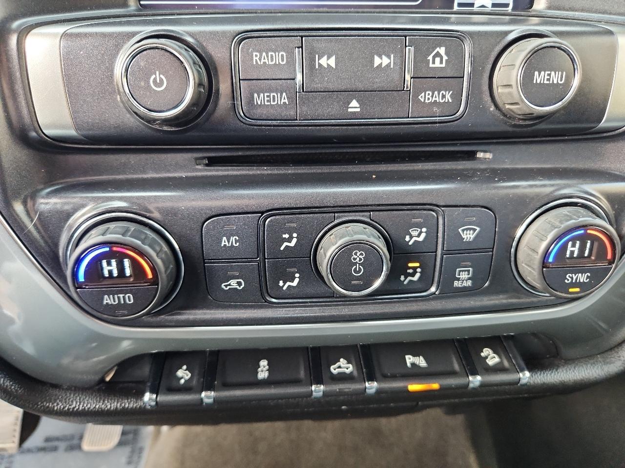 Chevrolet Silverado 1500 4WD Crew Cab 153.0" LT w/2LT 2015