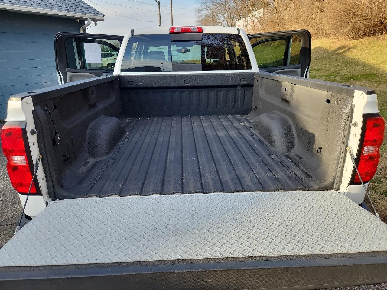 Chevrolet Silverado 1500 4WD Crew Cab 153.0" LT w/2LT 2015