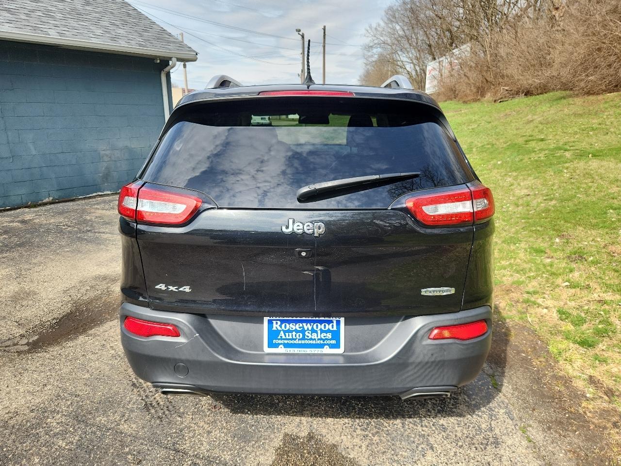 Jeep Cherokee 4WD 4dr Latitude 2015