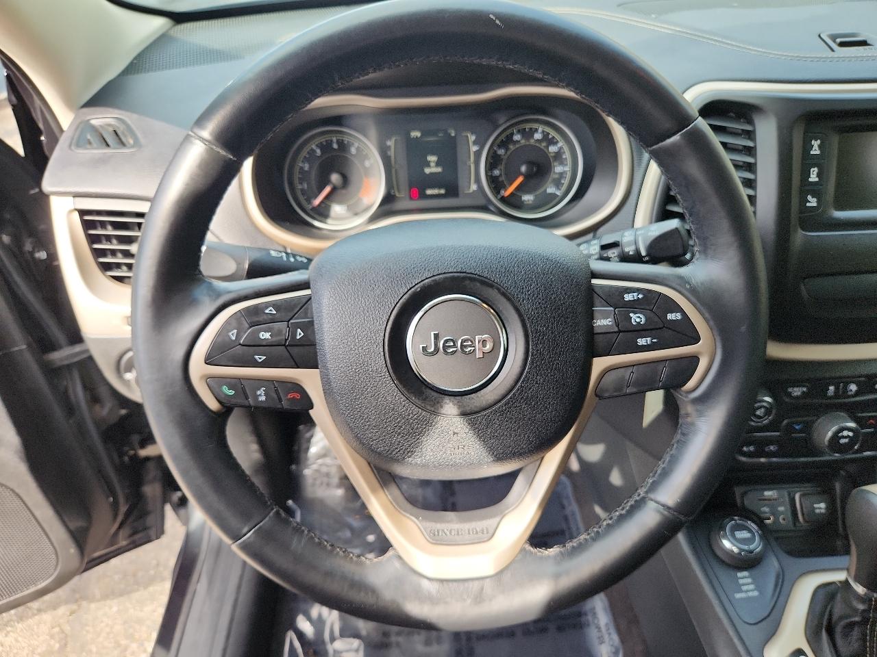 Jeep Cherokee 4WD 4dr Latitude 2015