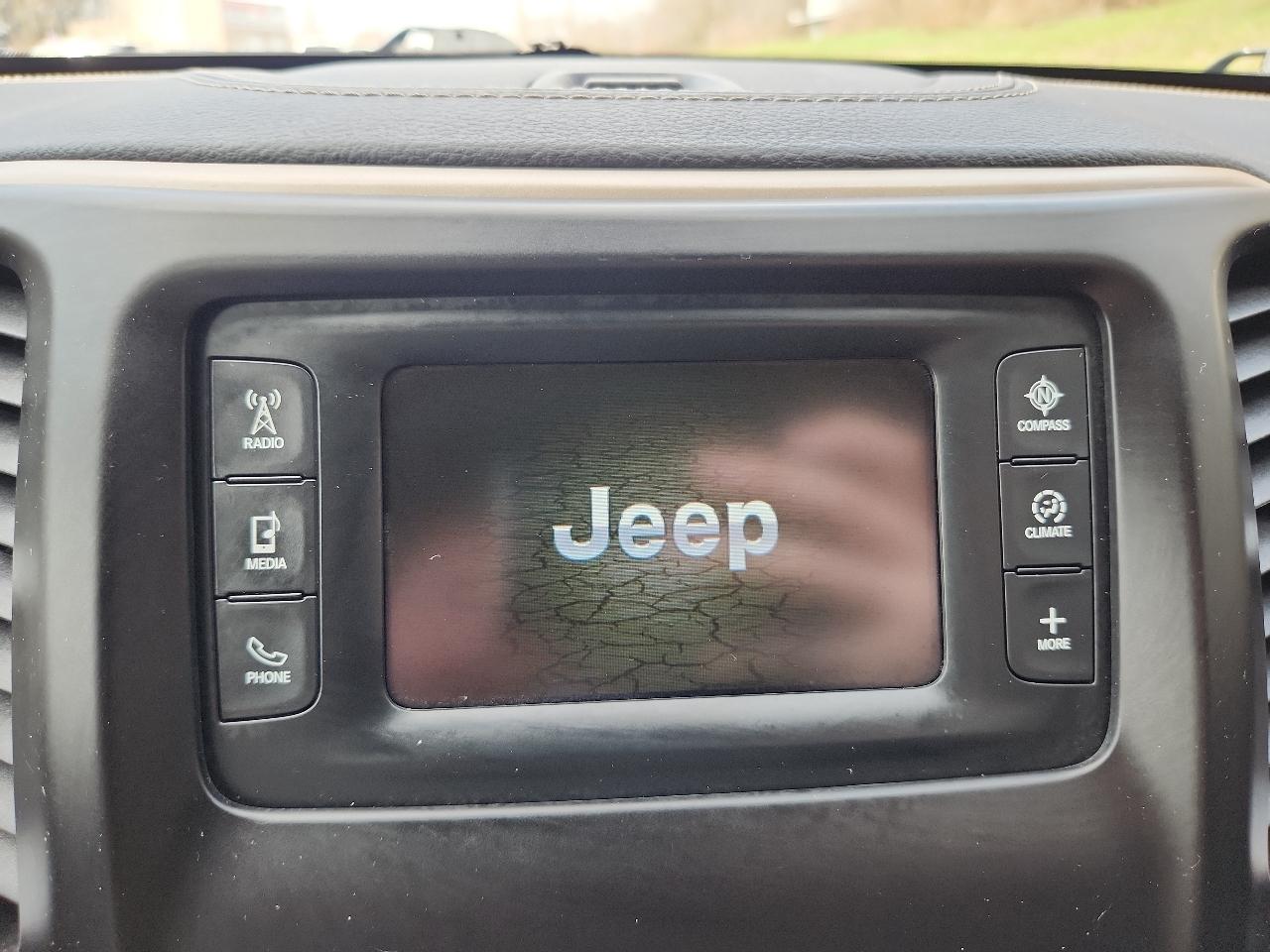 Jeep Cherokee 4WD 4dr Latitude 2015